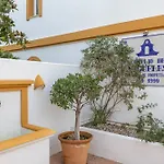 Nagueles Starlite Apartment