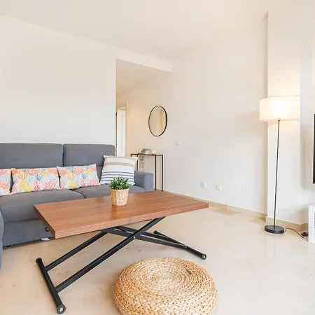 Nagueles Starlite דירה *