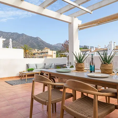 Nagueles Starlite Апартаменти *