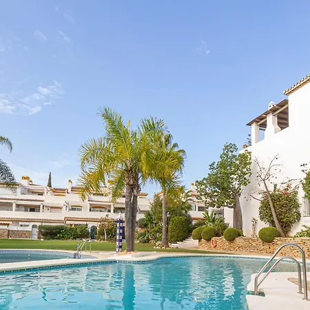 Nagueles Starlite Апартаменти